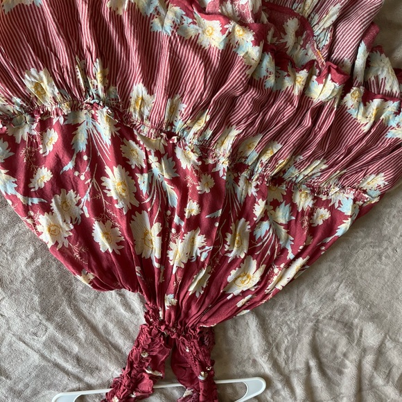 Free People Bali Wild Daisy Slip/ Renaissance Red Combo - Picture 7 of 7